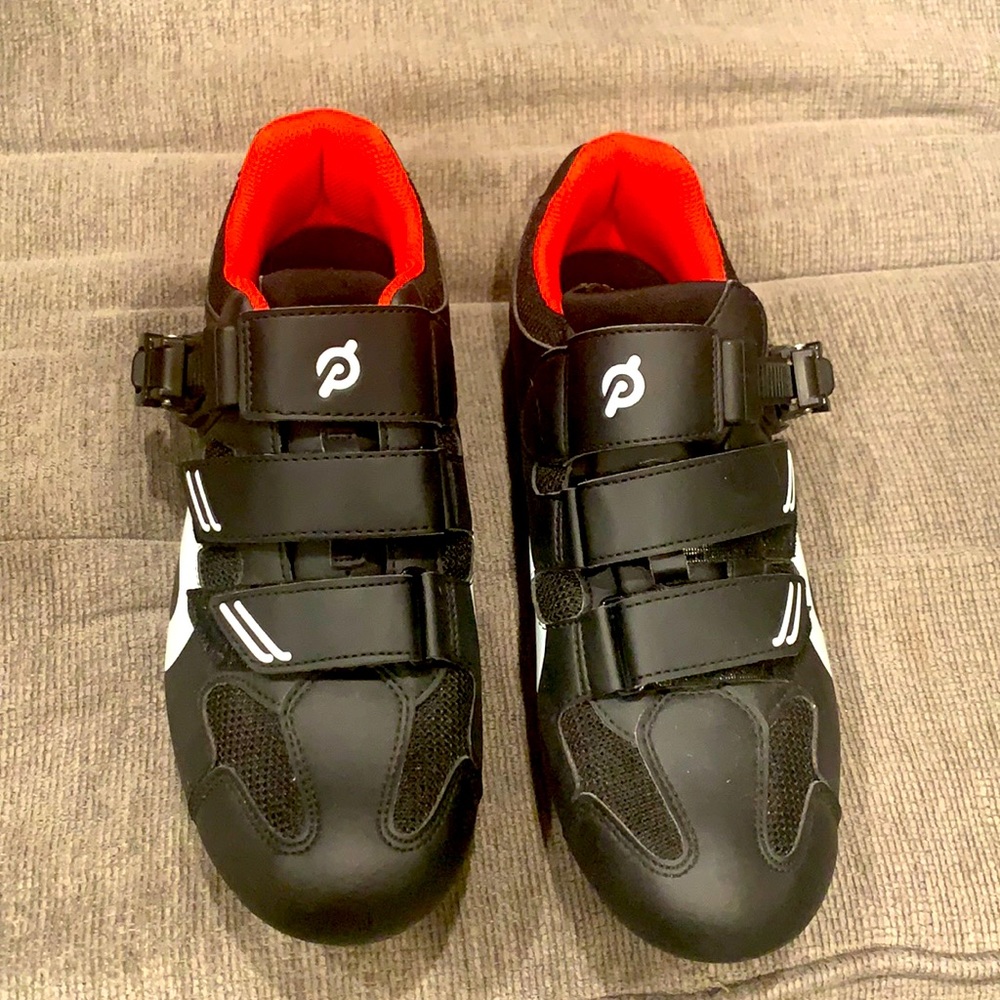 Barely worn (size 10 women/8 men unisex shoe)